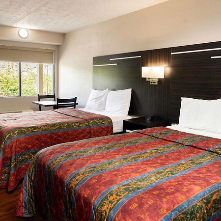 Paragon Inn Hillsboro Eksteriør billede